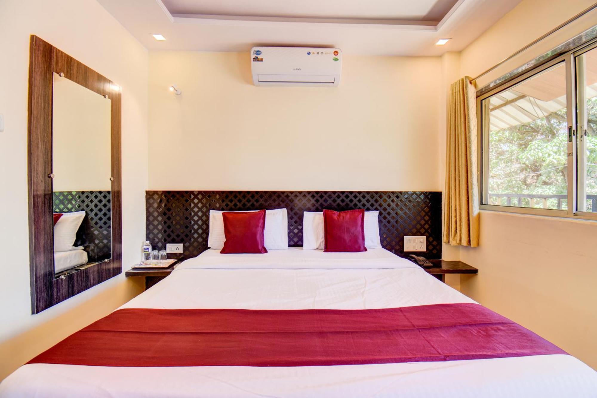 New Jijau Residency, Mahabaleshwar Hotel ภายนอก รูปภาพ