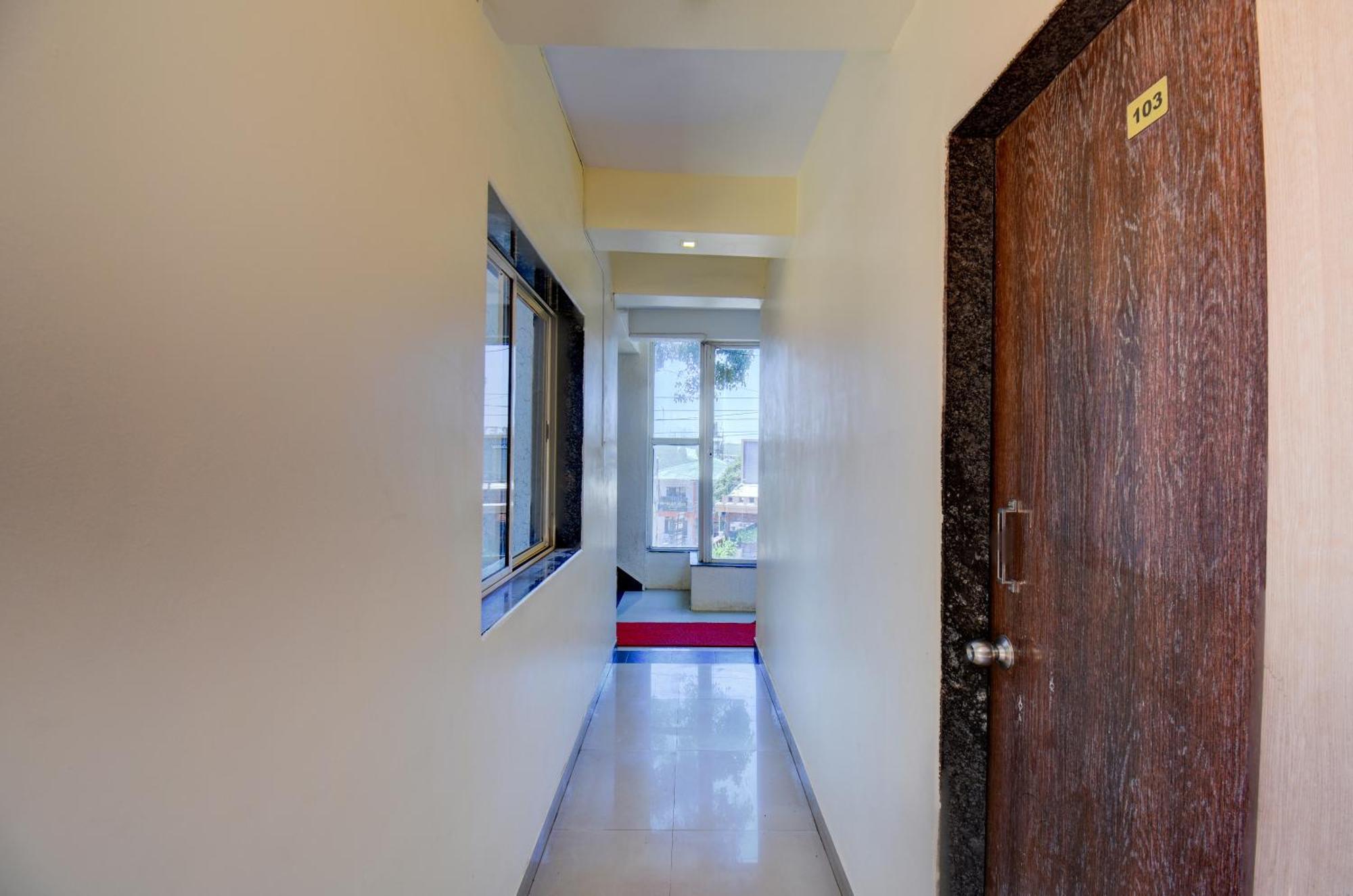 New Jijau Residency, Mahabaleshwar Hotel ภายนอก รูปภาพ